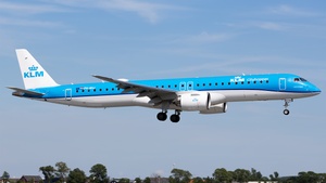 Photo of PH-NXJ - Embraer ERJ-195-E2 operated by KLM Cityhopper
