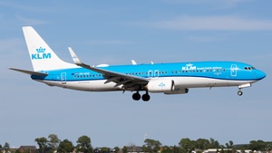 Photo of PH-HSD - Boeing 737-8K2 operated by KLM Royal Dutch Airlines
