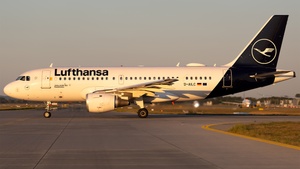 Photo of D-AILC - Airbus A319-114 operated by Lufthansa