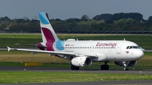 Photo of D-AGWO - Airbus A319-132 operated by Eurowings