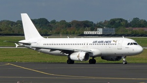 Photo of LZ-BHM - Airbus A320-232 operated by UR Airlines (opb BH Air)