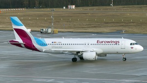 Photo with serial 2591 - Airbus A320-214