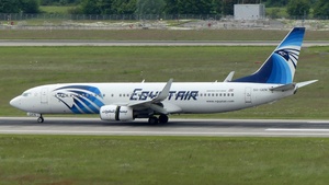 Photo of SU-GEN - Boeing 737-866 operated by Egyptair