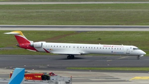 Photo of EC-MNQ - Bombardier CRJ-1000 operated by Iberia Regional (opb Air Nostrum)