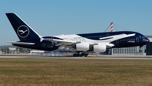 Photo of D-AIMH - Airbus A380-841 operated by Lufthansa