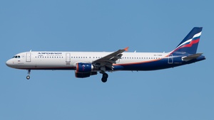 Photo of RA-73160 - Airbus A321-211 operated by Aeroflot