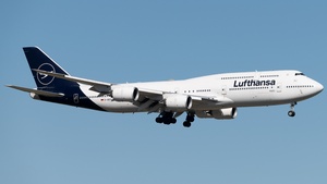 Photo of D-ABYA - Boeing 747-830 operated by Lufthansa