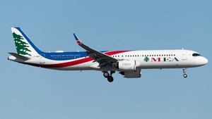 Photo of T7-ME5 - Airbus A321-271NX operated by MEA Middle East Airlines