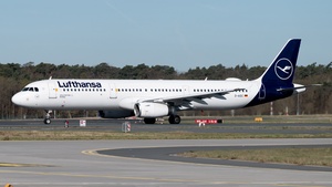 Photo of D-AIDC - Airbus A321-231 operated by Lufthansa