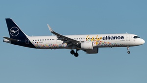 Photo of D-AIEP - Airbus A321-271NX operated by Lufthansa