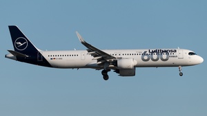 Photo of D-AIEQ - Airbus A321-271NX operated by Lufthansa
