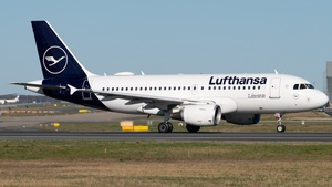 Photo of D-AIBG - Airbus A319-112 operated by Lufthansa