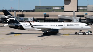 Photo of TF-FIA - Boeing 757-256 operated by Loftleiðir Icelandic