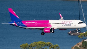 Photo of 9H-WMT - Airbus A321-271NX operated by Wizz Air Malta