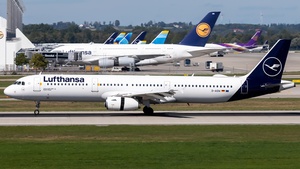 Photo of D-AIDW - Airbus A321-231 operated by Lufthansa