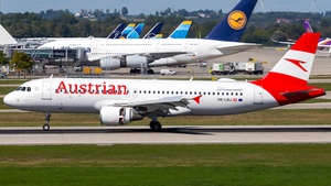 Photo of OE-LBJ - Airbus A320-214 operated by Austrian Airlines