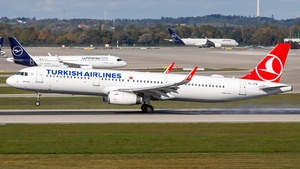 TC-JTN - Airbus A321-231