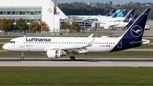 D-AIUH - Airbus A320-214