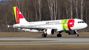 Photo of CS-TNJ - Airbus A320-214 operated by TAP Air Portugal