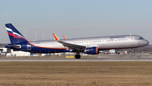 Photo of VP-BAV - Airbus A321-211 operated by Aeroflot