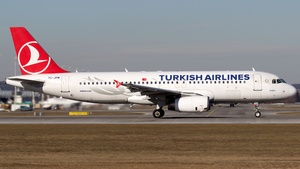 Photo of TC-JPM - Airbus A320-232 operated by Turkish Airlines