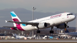 Photo of D-ABFO - Airbus A320-214 operated by Eurowings