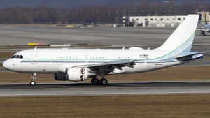 Photo of A7-MHH - Airbus A319-115(CJ) operated by Qatar Amiri Flight