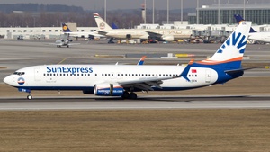 Photo of TC-SEN - Boeing 737-8HC operated by SunExpress