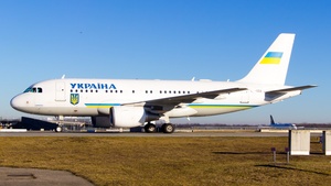 Photo of UR-ABA - Airbus A319-115(CJ) operated by Government of Ukraine