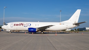 Photo with serial 25261 - Boeing 737-4Y0(SF)