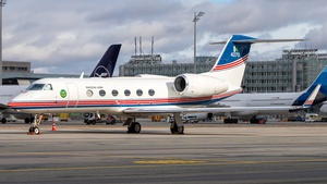 Photo of 4270 - Gulfstream GIV-X (G450) operated by Pakistan Army