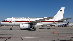 Photo of 15+02 - Airbus A319-133(CJ) operated by German Air Force