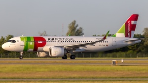 Photo with serial 12279 - Airbus A320-251N