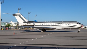 Photo of A6-AFC - Bombardier Global Express XRS operated by Alex Jet
