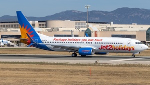 Photo of G-DRTA - Boeing 737-85P operated by Jet2