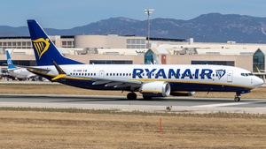 Photo of EI-HGR - Boeing 737 MAX 8-200 operated by Ryanair