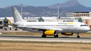 Photo of EC-MEQ - Airbus A320-232 operated by Vueling