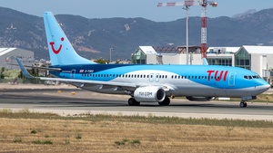 Photo of G-TUKS - Boeing 737-8K2 operated by TUI Airways
