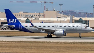 Photo of EI-SIW - Airbus A320-251N operated by SAS Connect