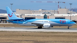 Photo of G-TUML - Boeing 737 MAX 8 operated by TUI Airways