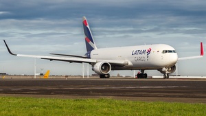 Photo of N542LA - Boeing 767-316(ER)(BCF) operated by LATAM Cargo Colombia