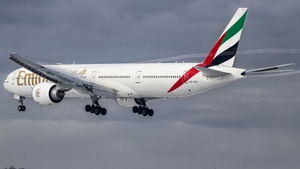 Photo of A6-EQI - Boeing 777-31H(ER) operated by Emirates