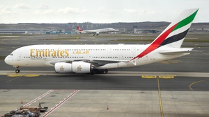 Photo of A6-EOM - Airbus A380-861 operated by Emirates