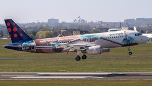 Photo of OO-SNM - Airbus A320-214 operated by Brussels Airlines