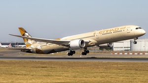 Photo of A6-BMG - Boeing 787-10 Dreamliner operated by Etihad Airways