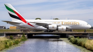 Photo of A6-EEM - Airbus A380-861 operated by Emirates