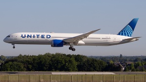 Photo of N17015 - Boeing 787-10 Dreamliner operated by United Airlines