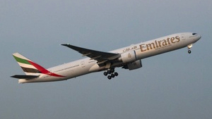 Photo of A6-ENQ - Boeing 777-31H(ER) operated by Emirates