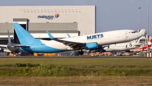 Photo of 9M-WWA - Boeing 737-86N(BCF) operated by MJets Air