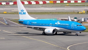 Photo of PH-BGM - Boeing 737-7K2 operated by KLM Royal Dutch Airlines